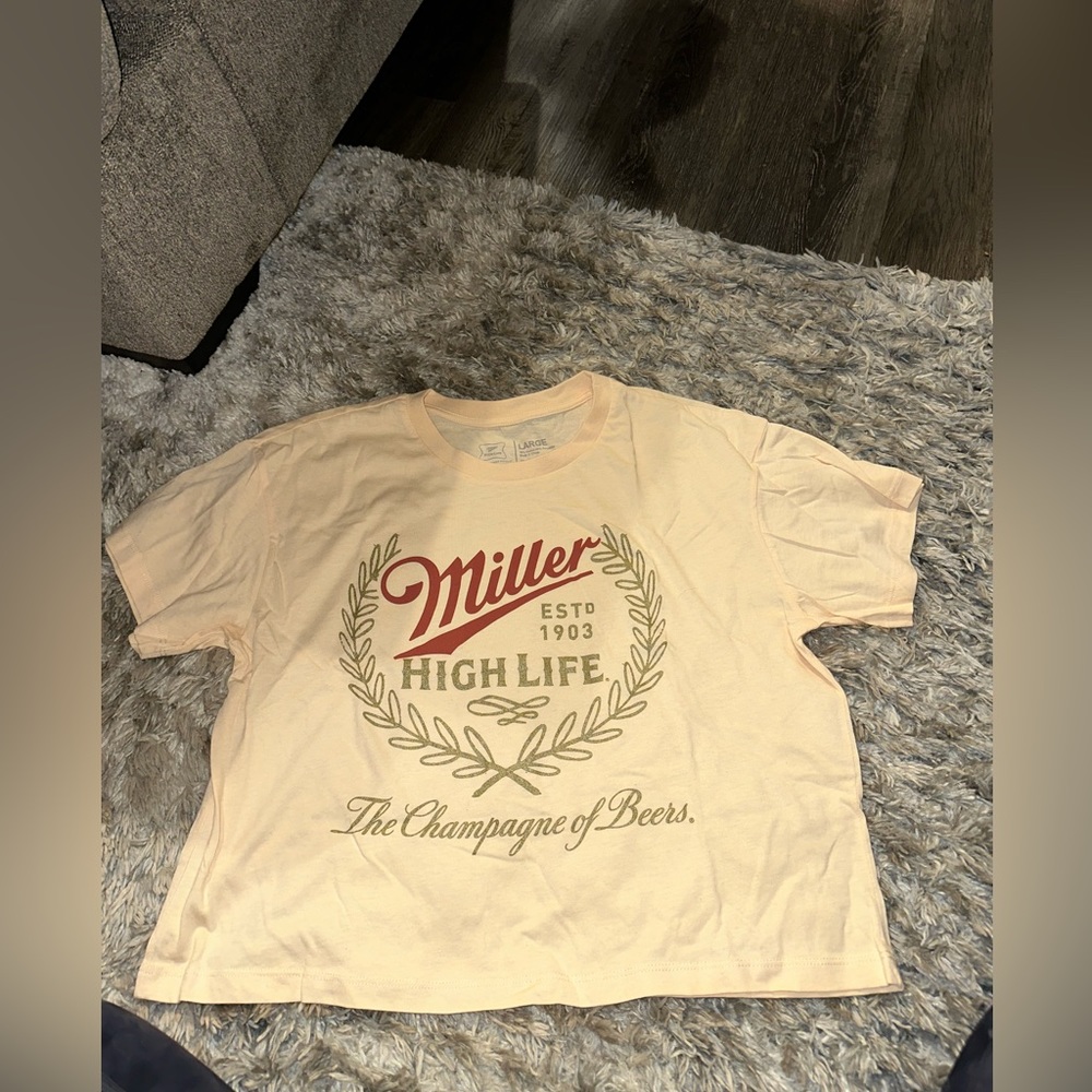 Miller Lite Size Large Cropped Tee